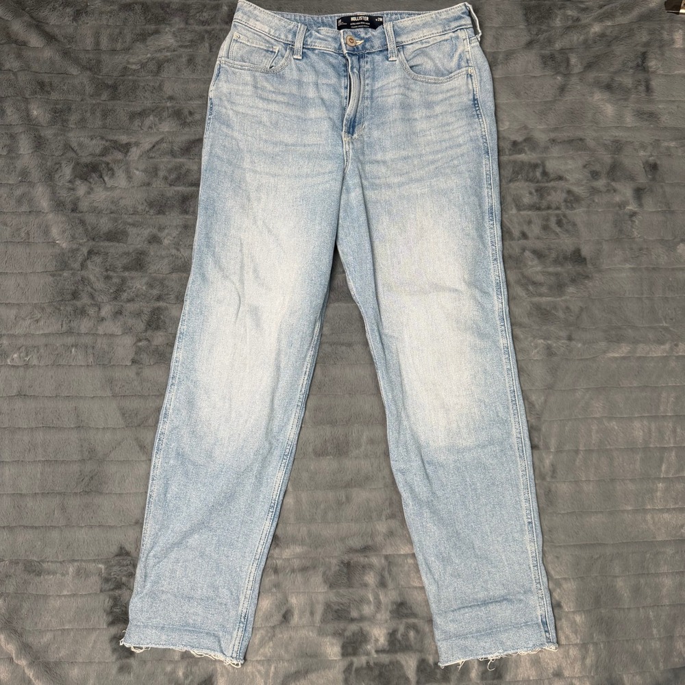 Hollister Ultra High-Rise Mom Jeans Womens 8R W29 Light Wash Raw Hem Stretch